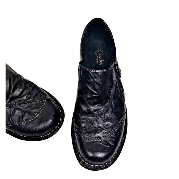 CLARKS Bendables Crinkle Black Leather Slip On Zip Up Casual Shoes US 8M 67664 - Picture 7 of 10